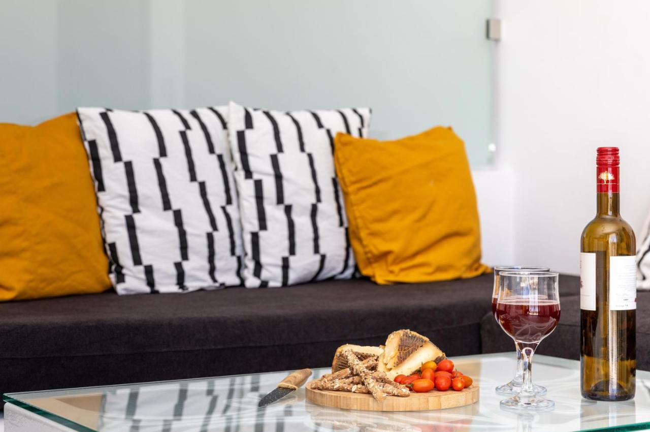 Bamboo Villa Naxos มีกรีวิกลา ภายนอก รูปภาพ