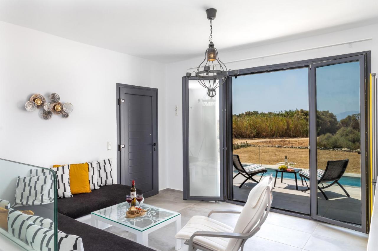 Bamboo Villa Naxos มีกรีวิกลา ภายนอก รูปภาพ