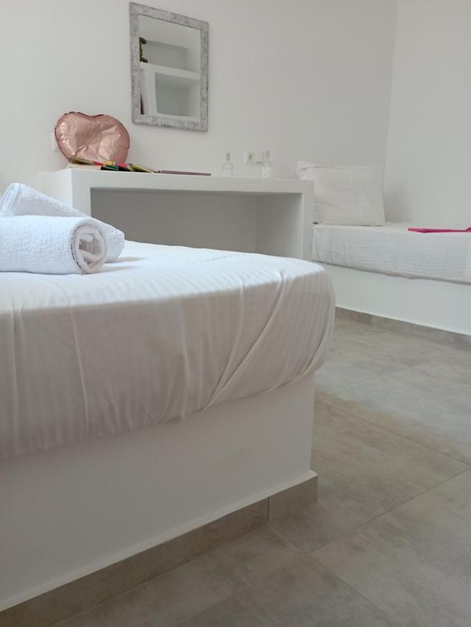 Bamboo Villa Naxos มีกรีวิกลา ภายนอก รูปภาพ