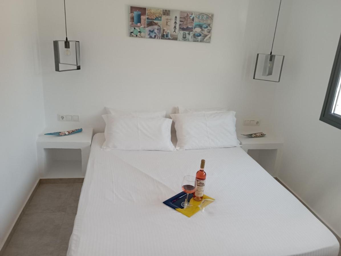 Bamboo Villa Naxos มีกรีวิกลา ภายนอก รูปภาพ