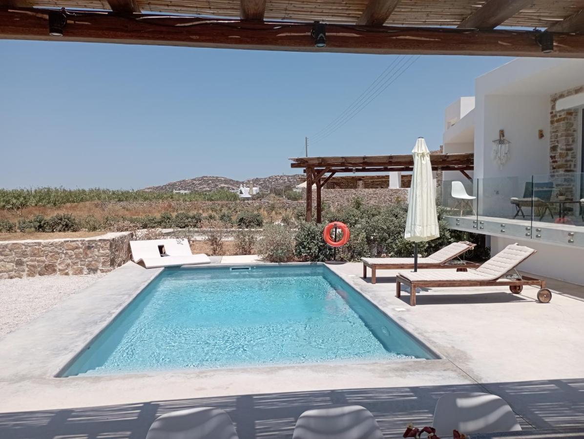 Bamboo Villa Naxos มีกรีวิกลา ภายนอก รูปภาพ