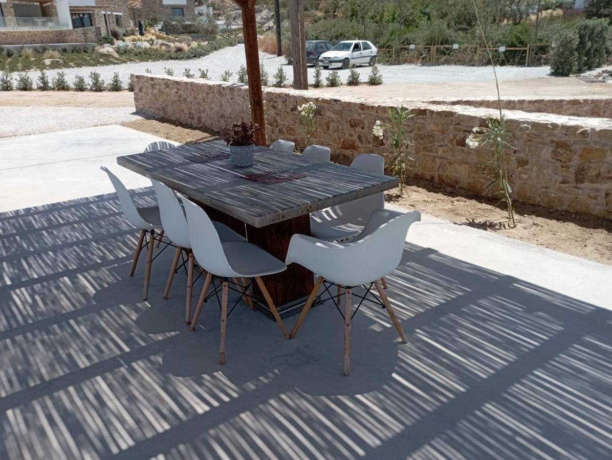 Bamboo Villa Naxos มีกรีวิกลา ภายนอก รูปภาพ